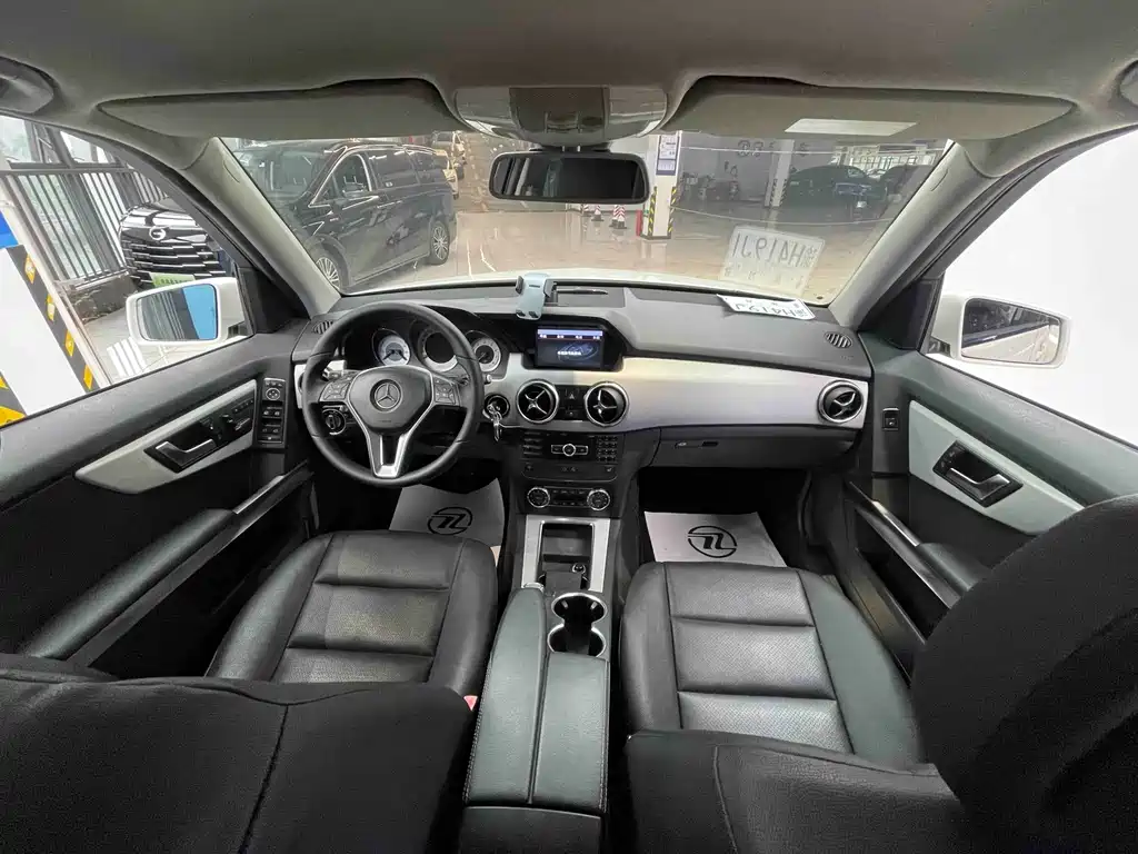 Mercedes-Benz GLK-Class — миниатюра 11
