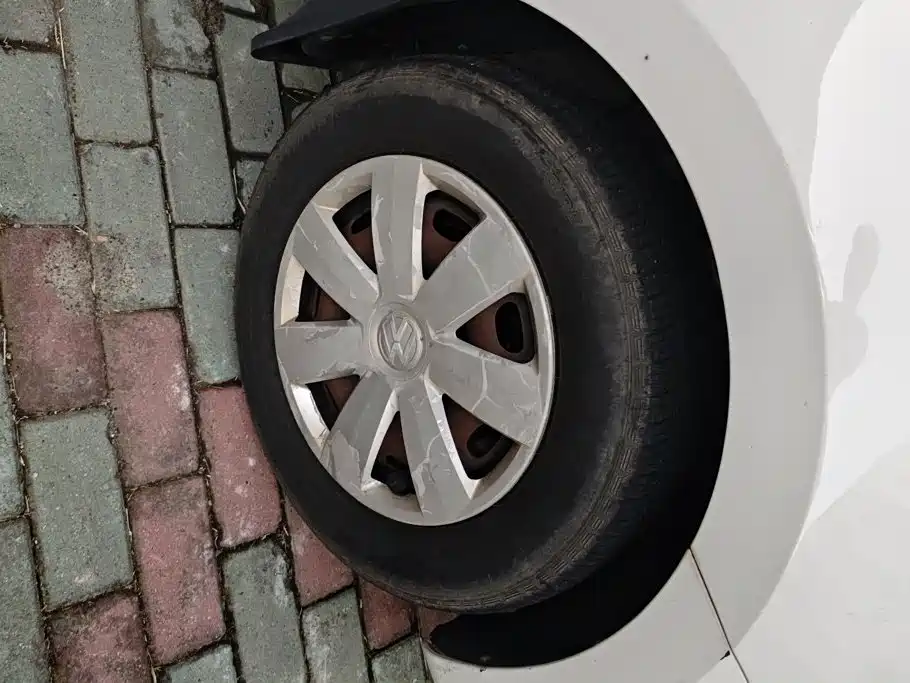 Volkswagen Santana — миниатюра 5