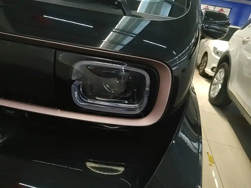 Baojun KiWi EV — миниатюра 24