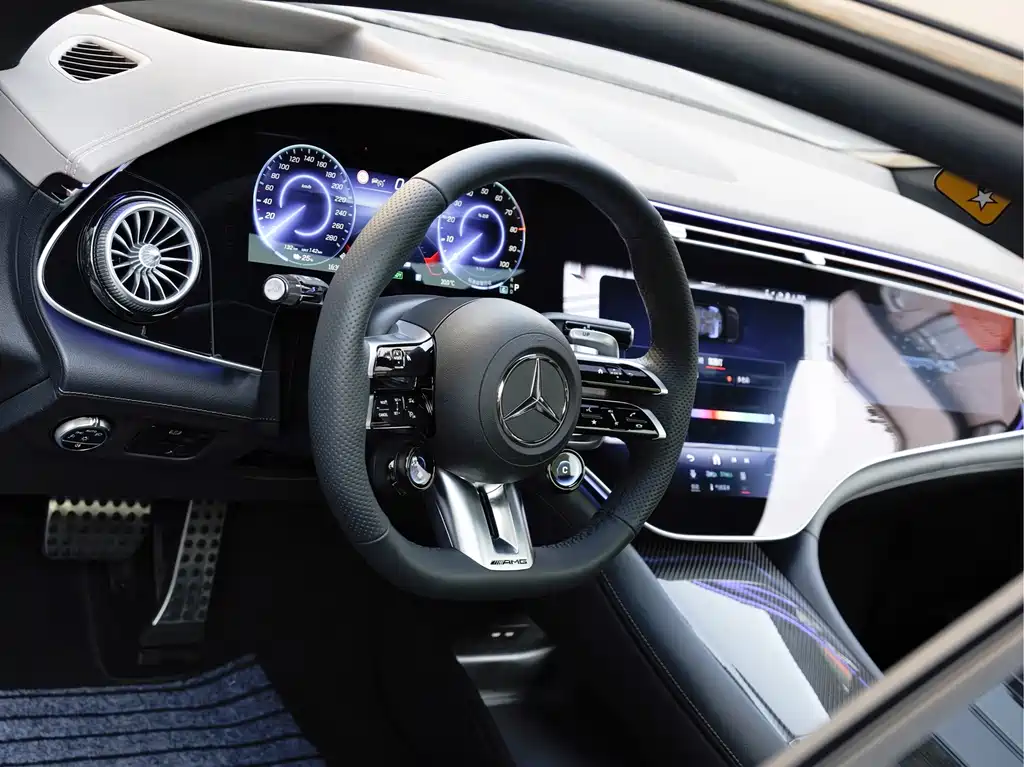 Mercedes-Benz EQE AMG — миниатюра 18