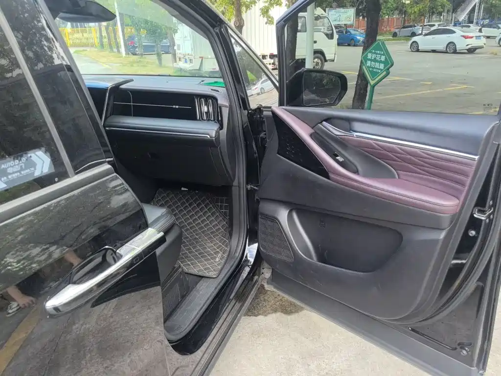 GAC Motor Trumpchi M8 — миниатюра 18