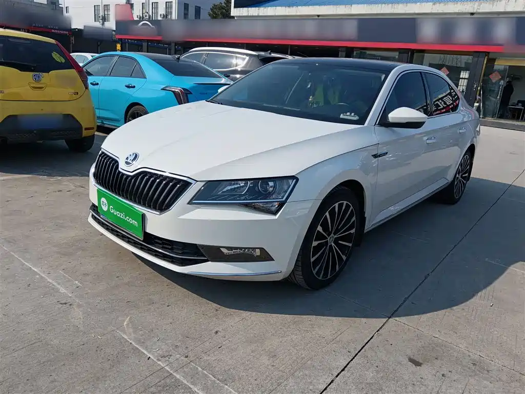 Skoda Superb 2019