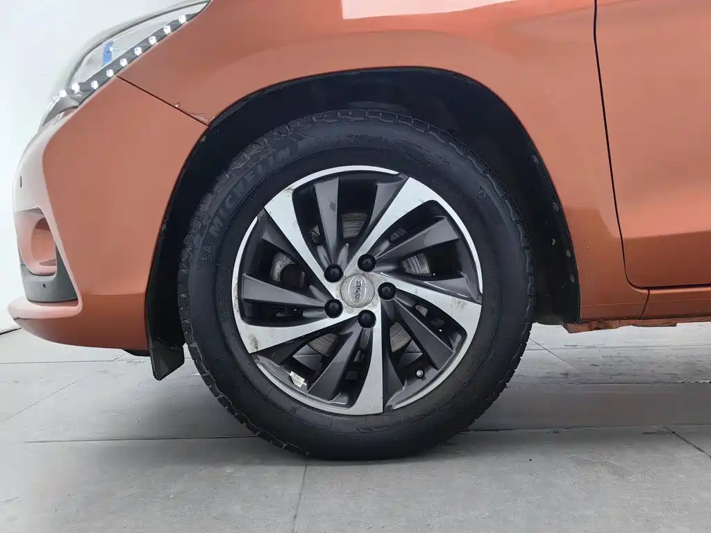 BYD Song — миниатюра 17