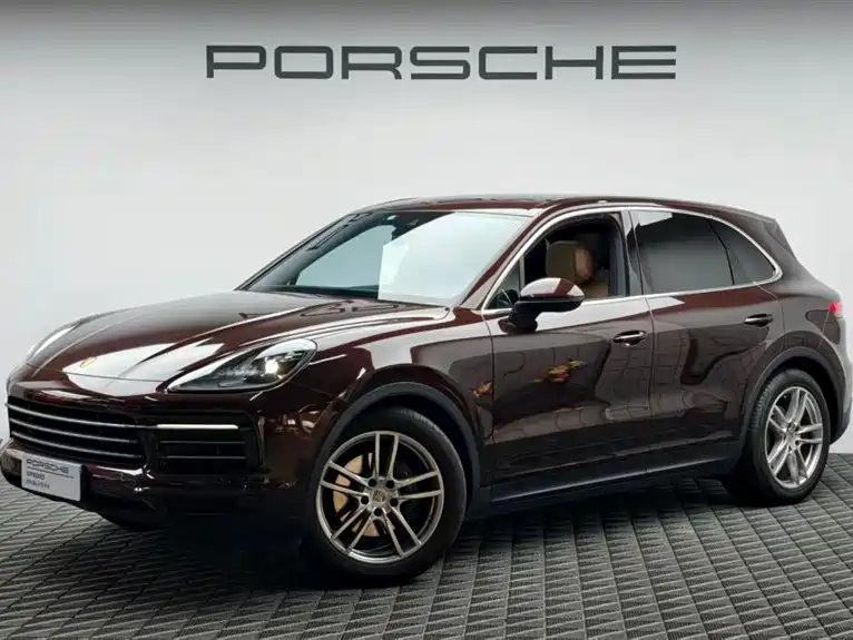 Porsche Cayenne 2021