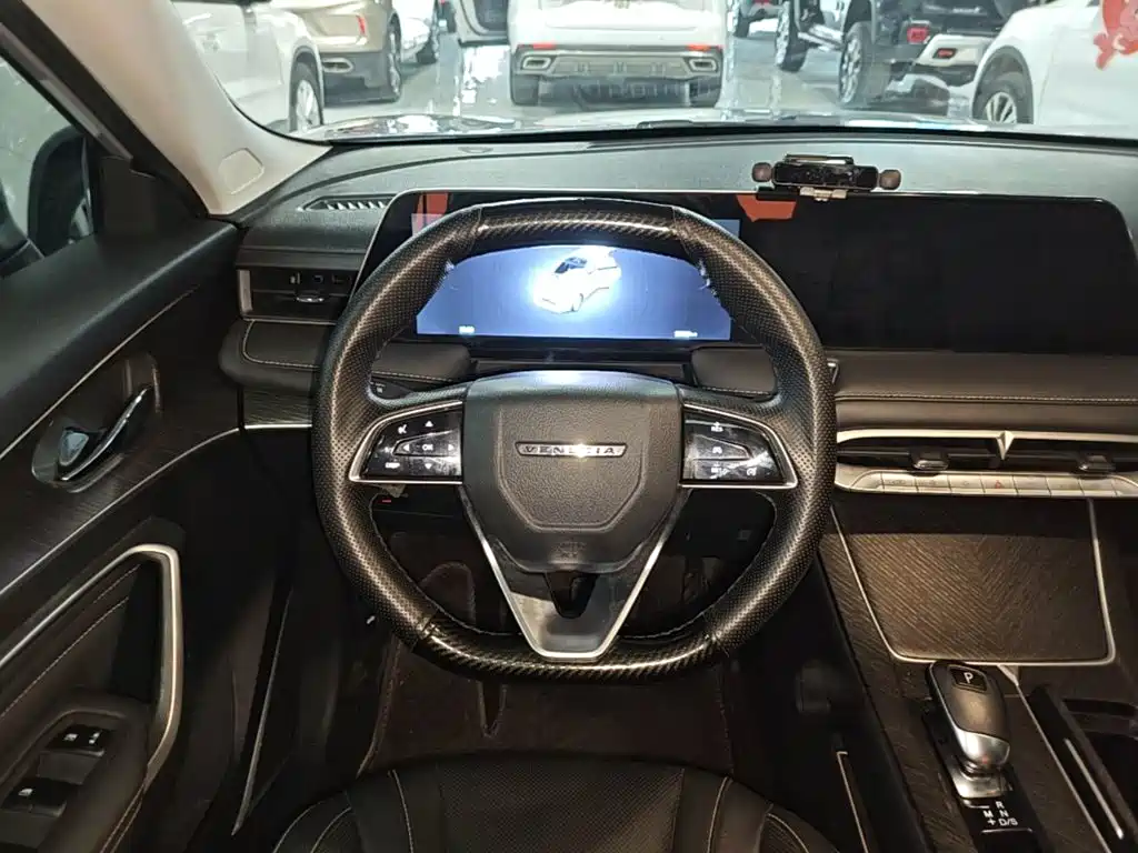 Venucia V — миниатюра 11