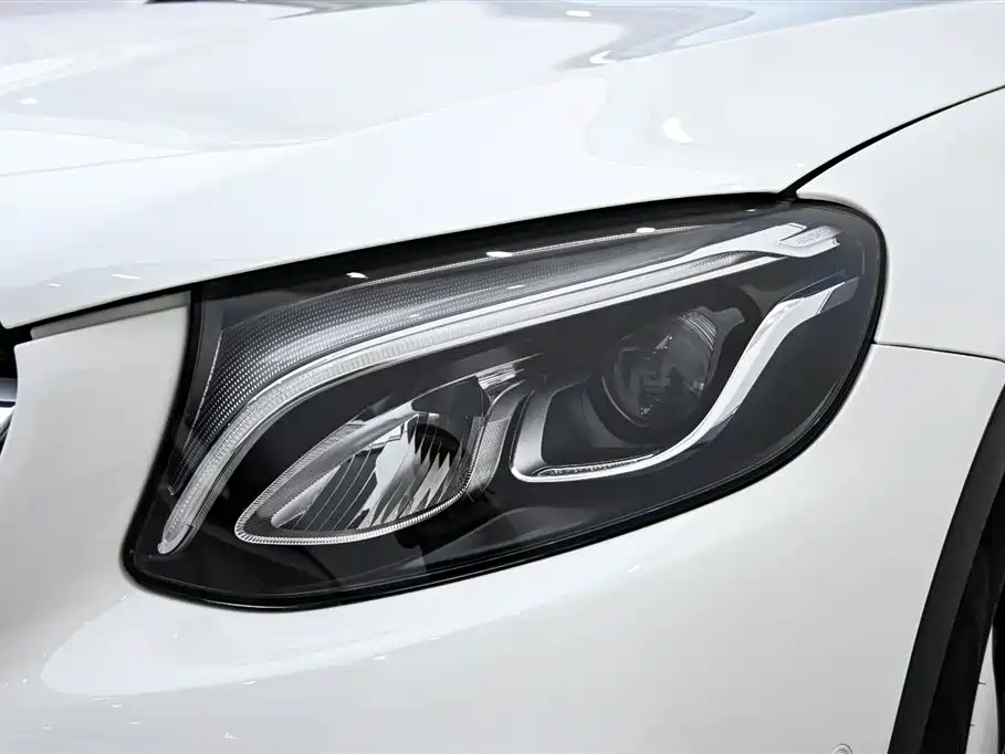 Mercedes-Benz GLC 2019 GLC 260 L 4MATIC Luxury