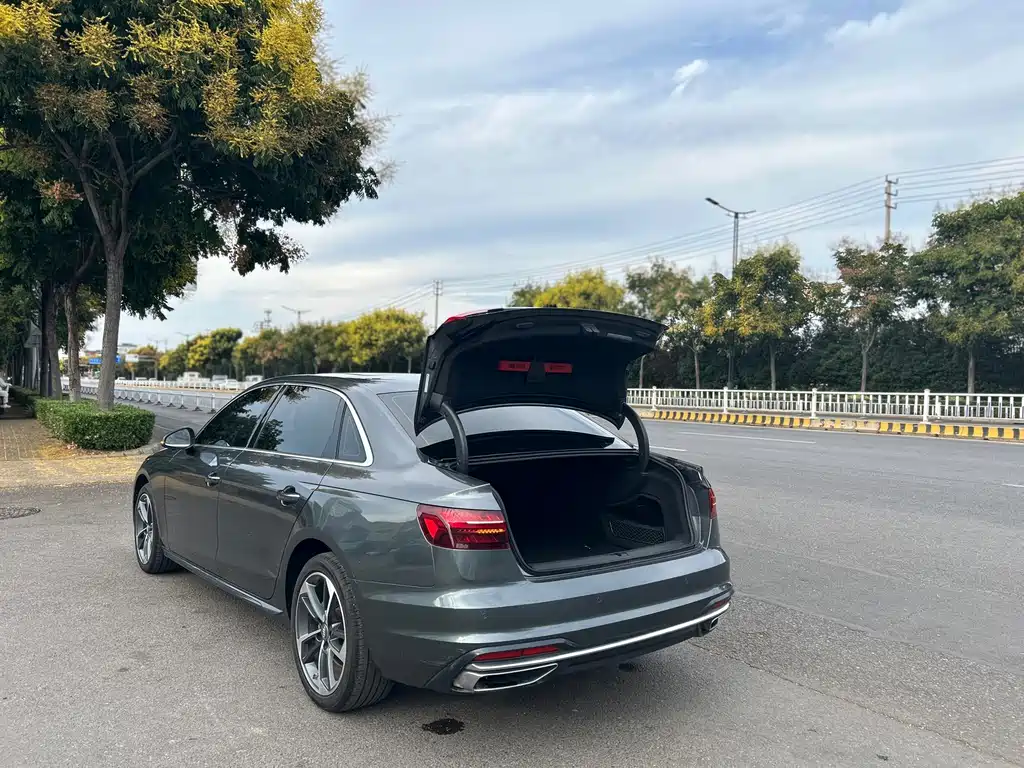 Audi A4L — миниатюра 16