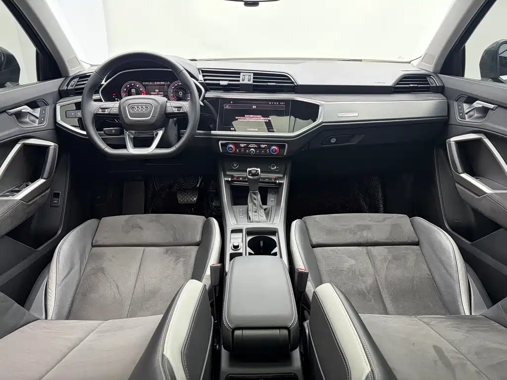 Audi Q3 — миниатюра 11