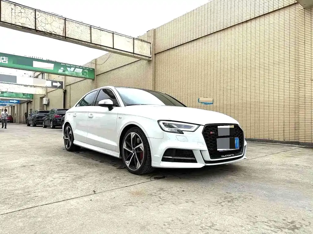 Audi S3 — миниатюра 3