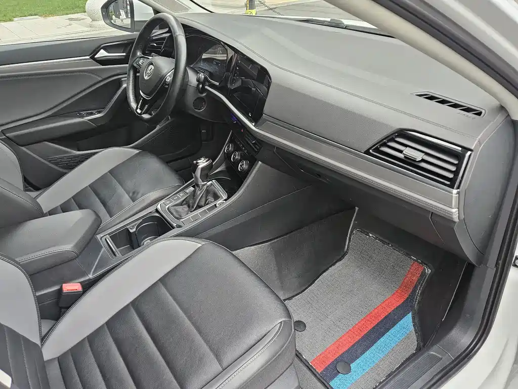 Volkswagen Sagitar — миниатюра 12