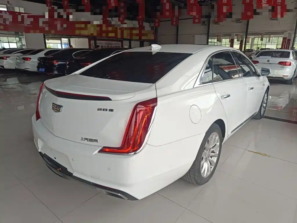 Cadillac XTS — миниатюра 7