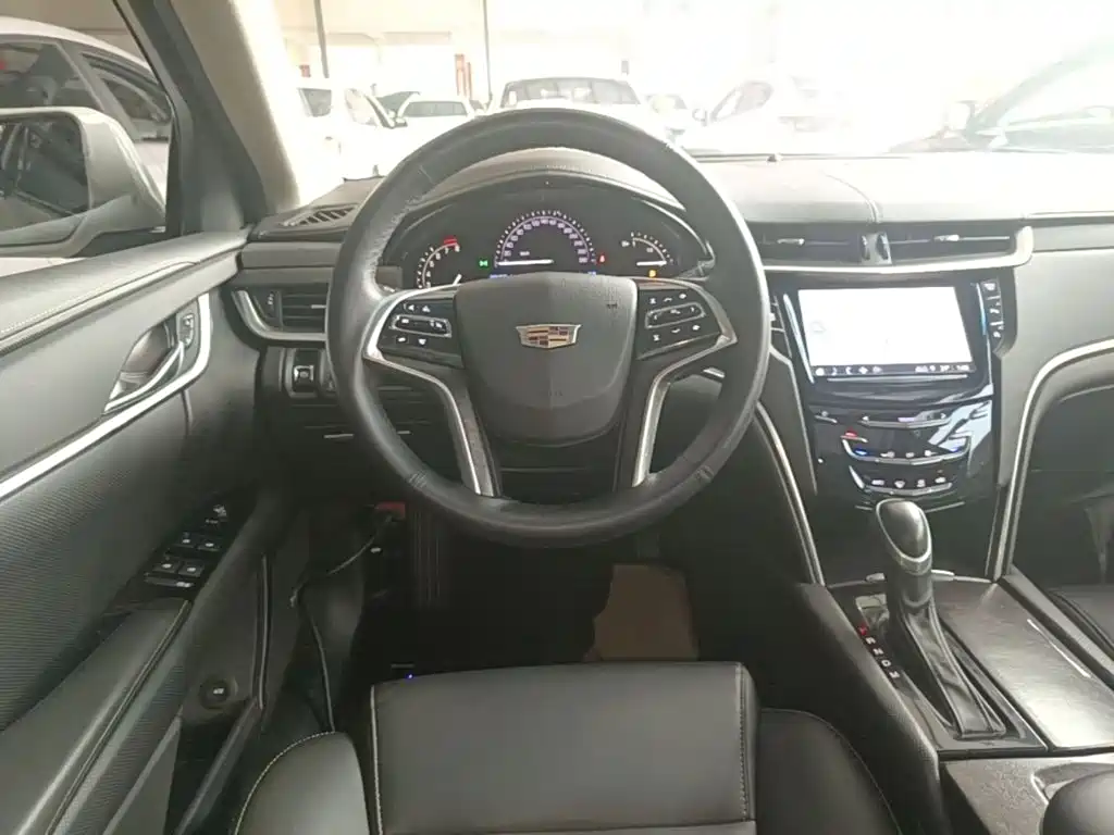 Cadillac XTS — миниатюра 11