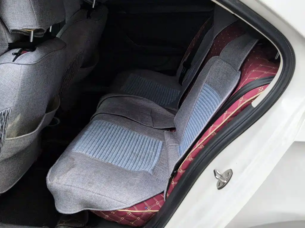 Volkswagen Santana — миниатюра 13
