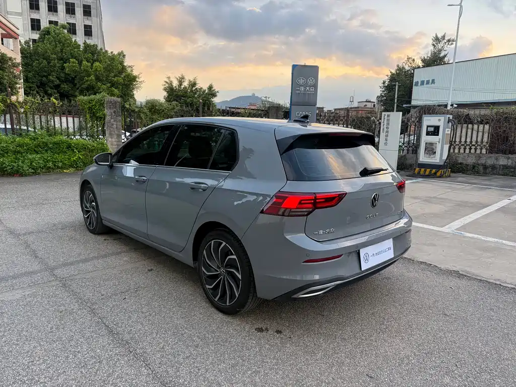 Volkswagen Golf — миниатюра 13