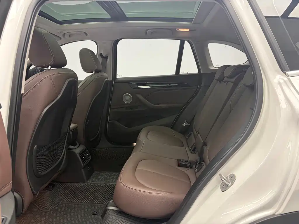 BMW X1 — миниатюра 16