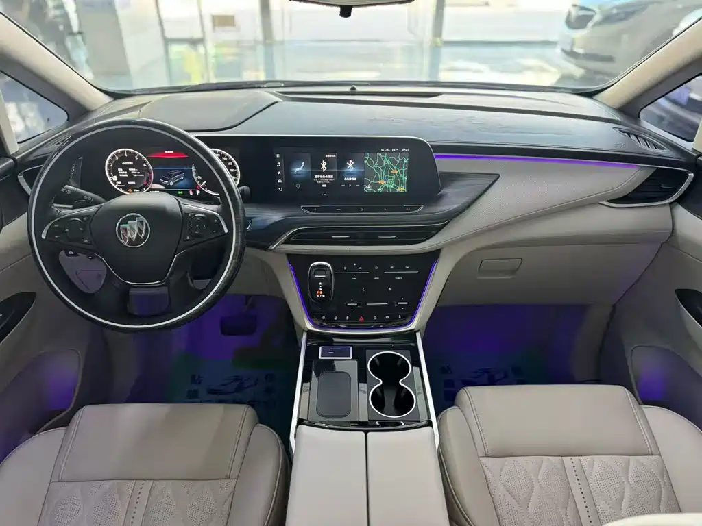 Buick GL8 — миниатюра 7