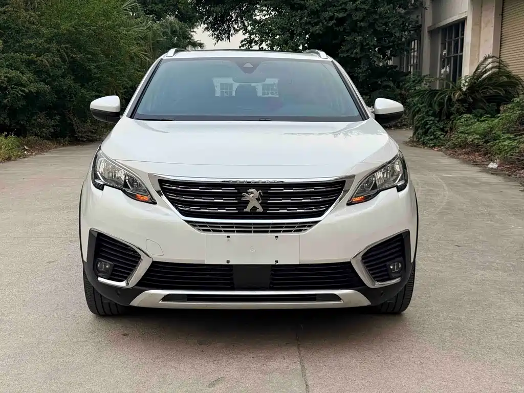 Peugeot 5008 — миниатюра 2