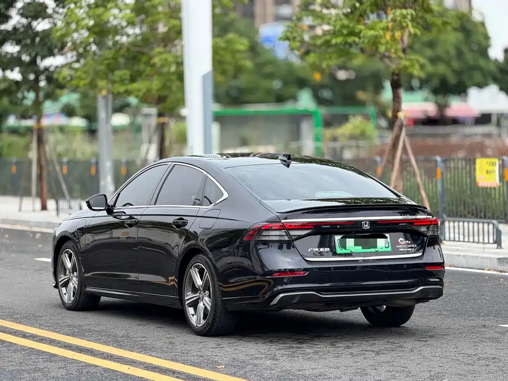 Honda Accord New Energy — миниатюра 4