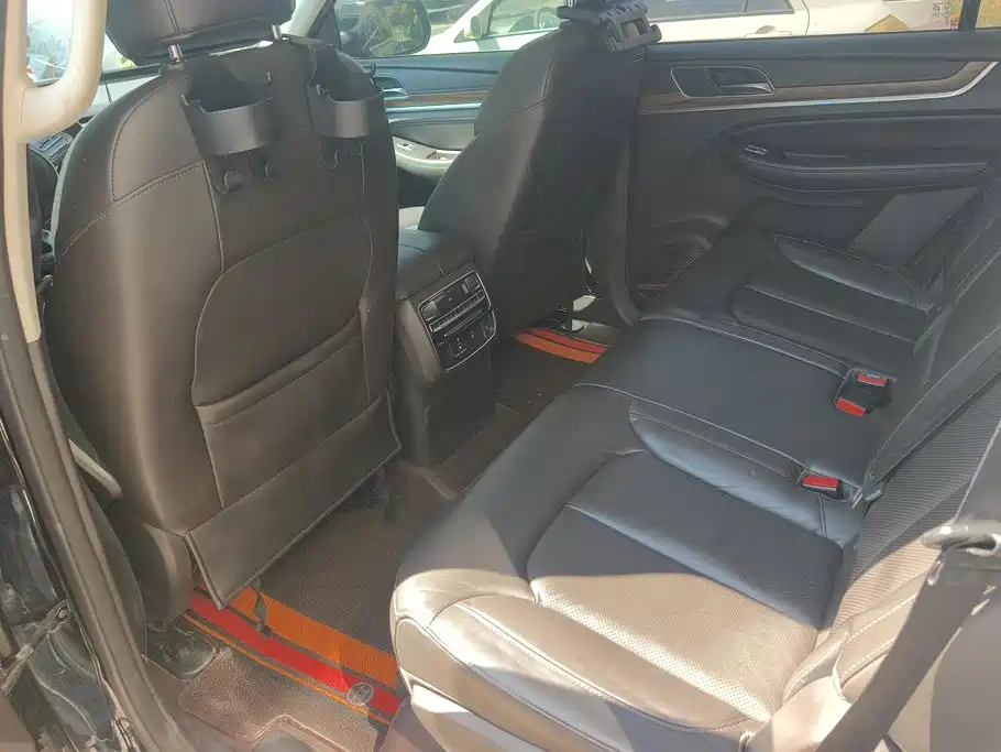 Roewe RX8 — миниатюра 11
