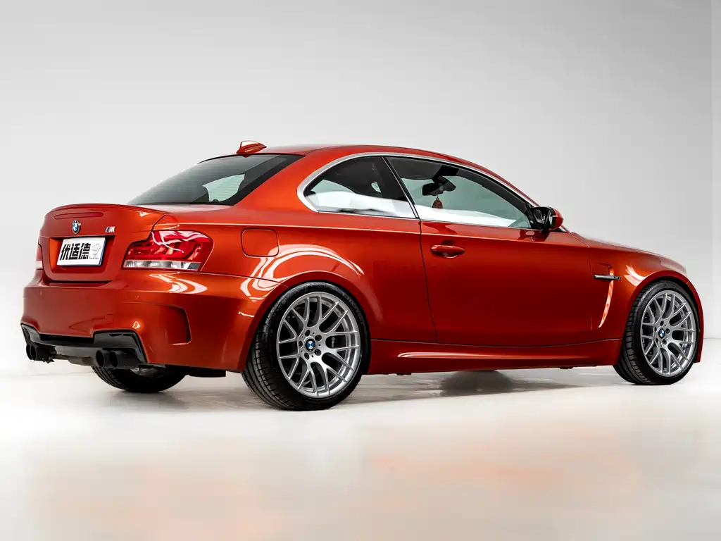 BMW 1 M 2011 1M Coupe