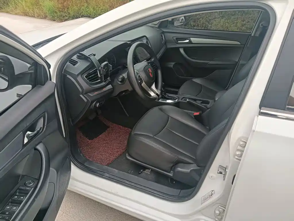 Roewe 360 — миниатюра 7