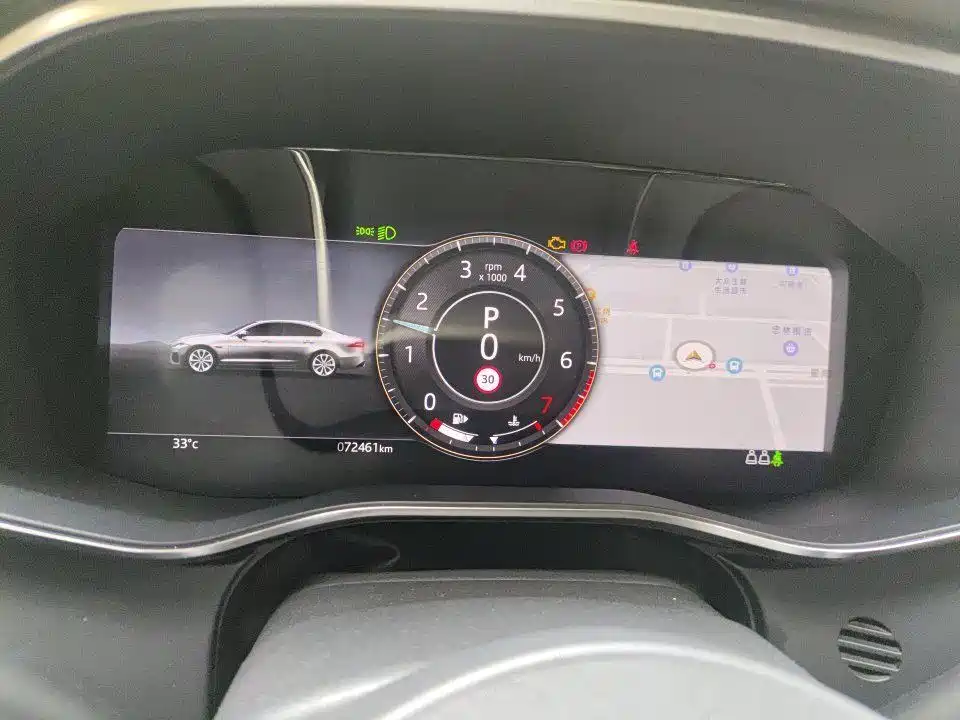 Jaguar XFL — миниатюра 4