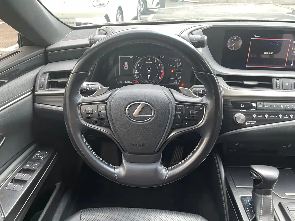 Lexus ES — миниатюра 8