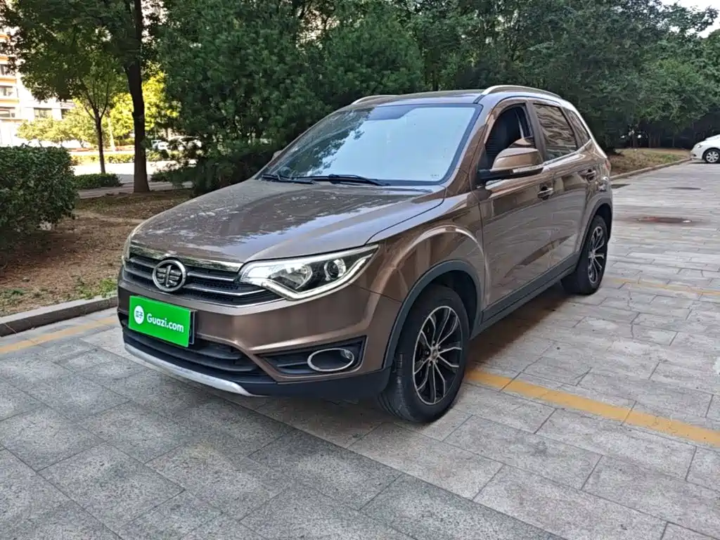 FAW Senya R7