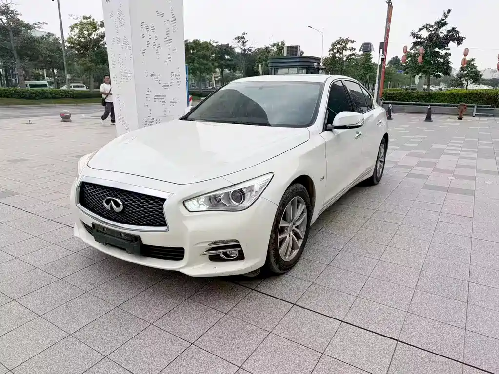 Infiniti Q50L 2017