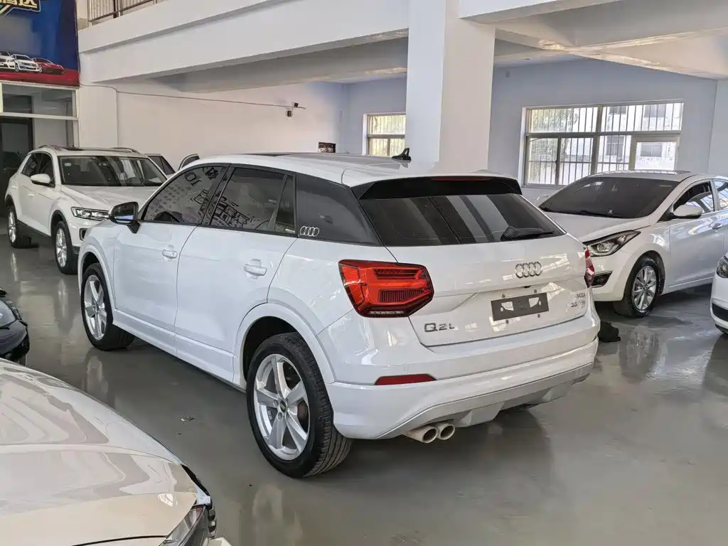 Audi Q2L — миниатюра 5