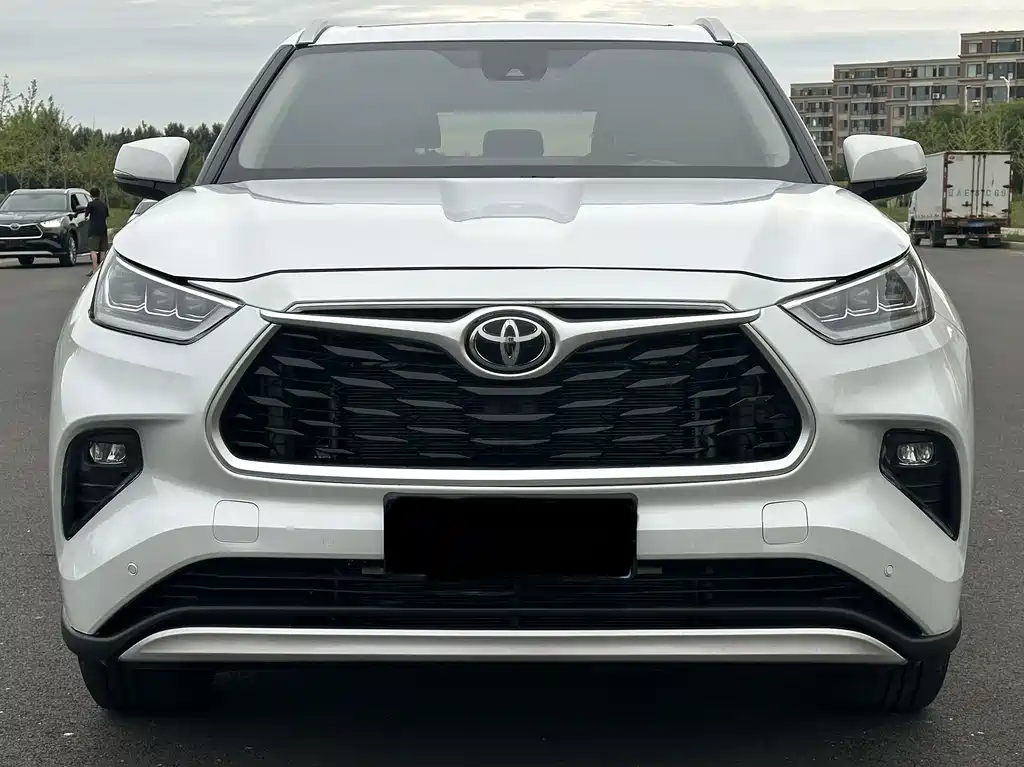 Toyota Highlander — миниатюра 2