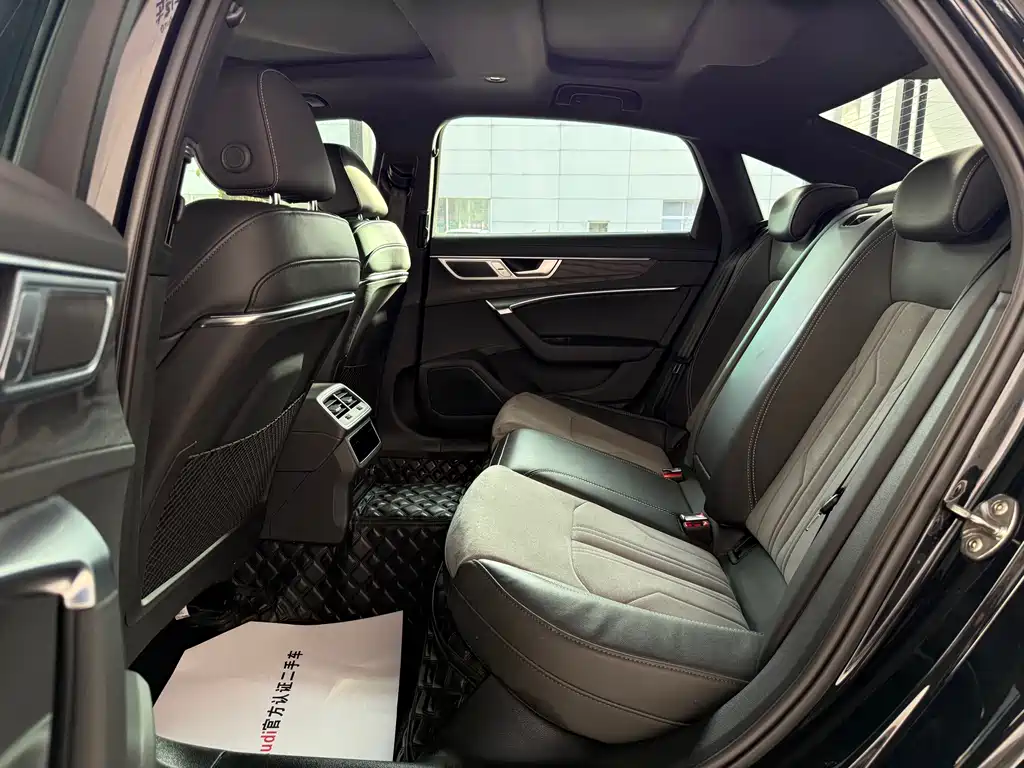 Audi A6L — миниатюра 7