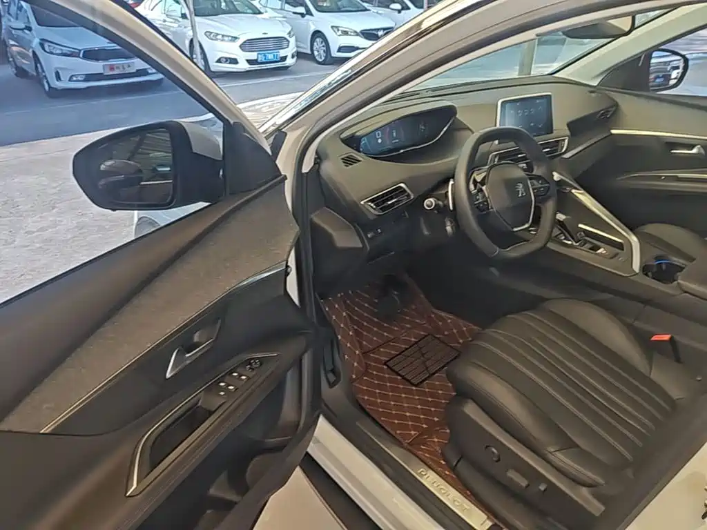 Peugeot 4008 — миниатюра 16
