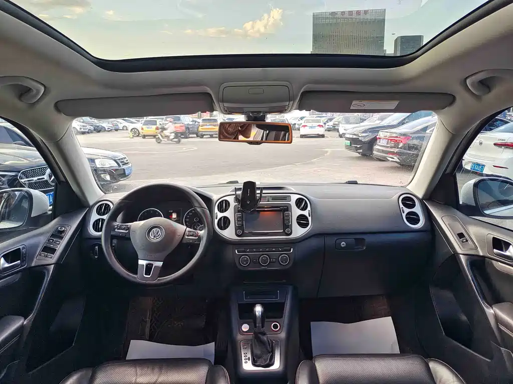 Volkswagen Tiguan — миниатюра 3