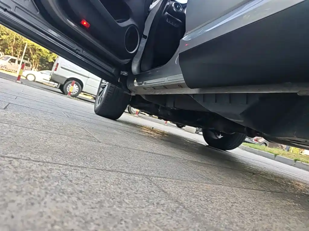 Wey Wey VV6 — миниатюра 22