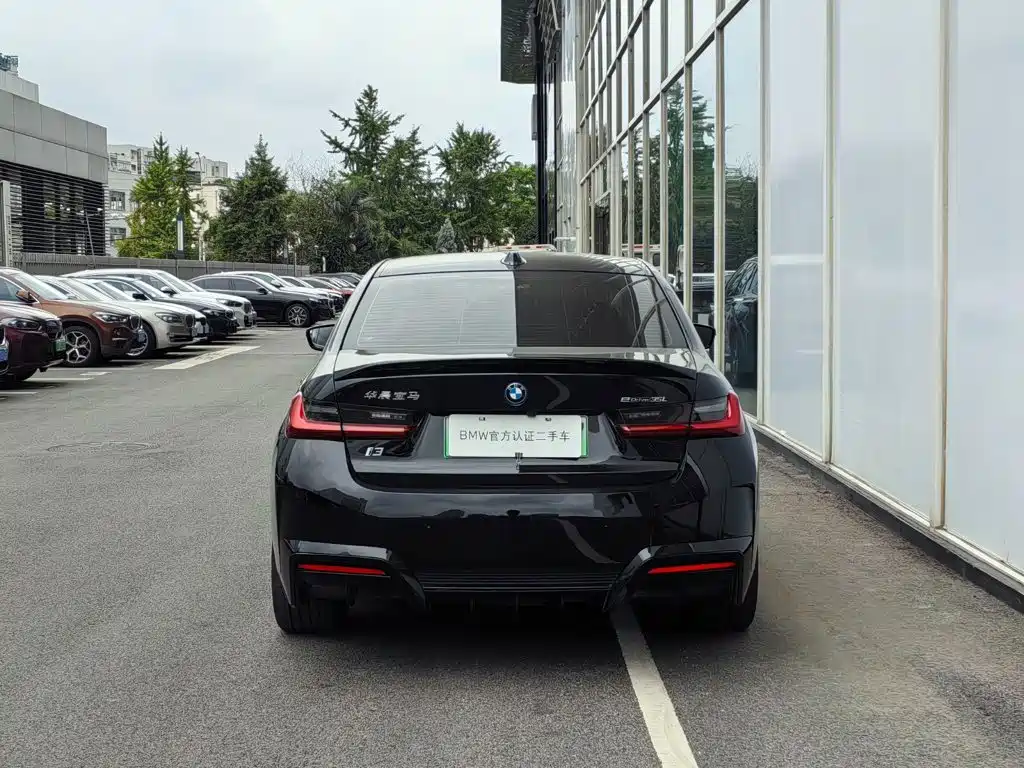 BMW i3 — миниатюра 4