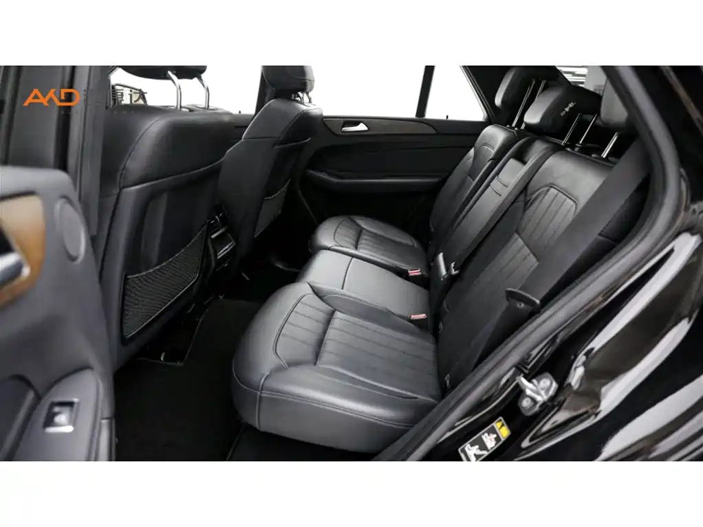 Mercedes-Benz GLE (Import) — миниатюра 7