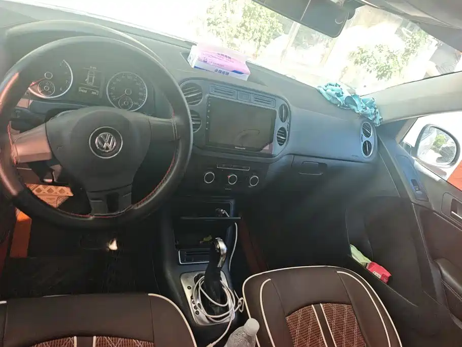 Volkswagen Tiguan — миниатюра 12