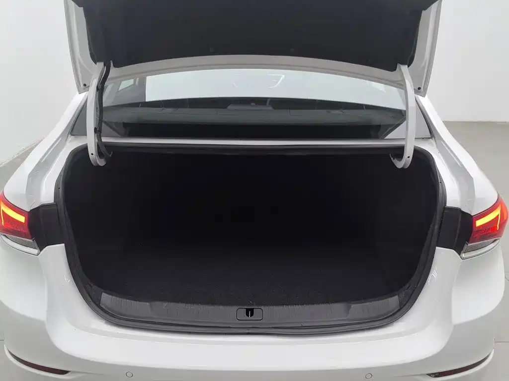 Buick Excelle — миниатюра 16