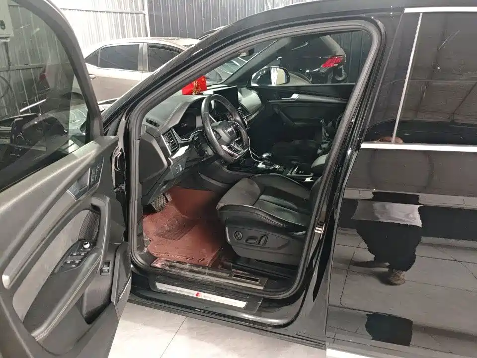 Audi Q5L Sportback — миниатюра 4