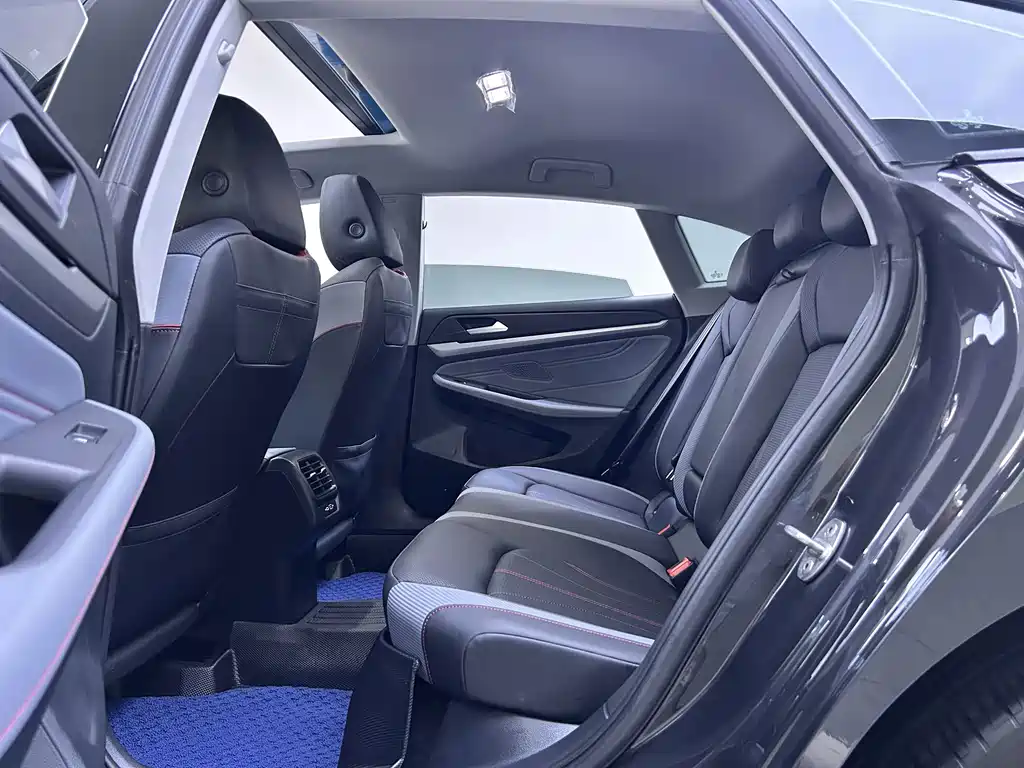 Volkswagen Lamando — миниатюра 6
