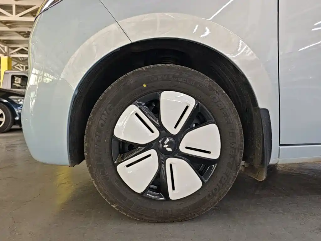Wuling MINIEV — миниатюра 23