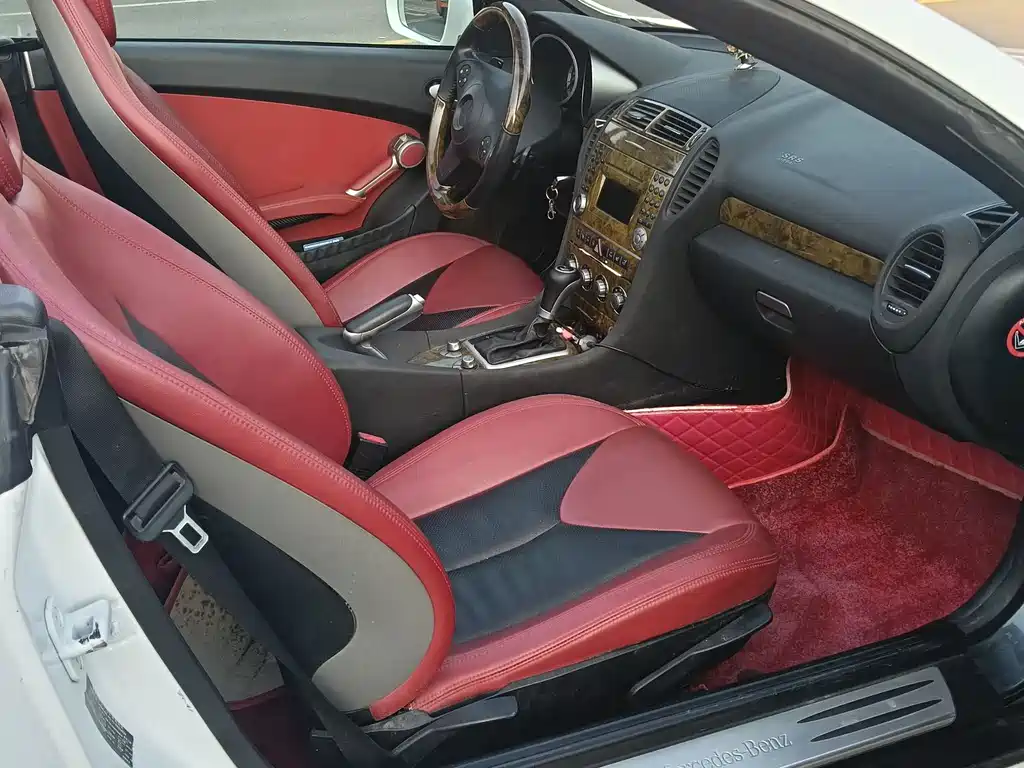 Mercedes-Benz SLK 2010 SLK 200K Grand Edition