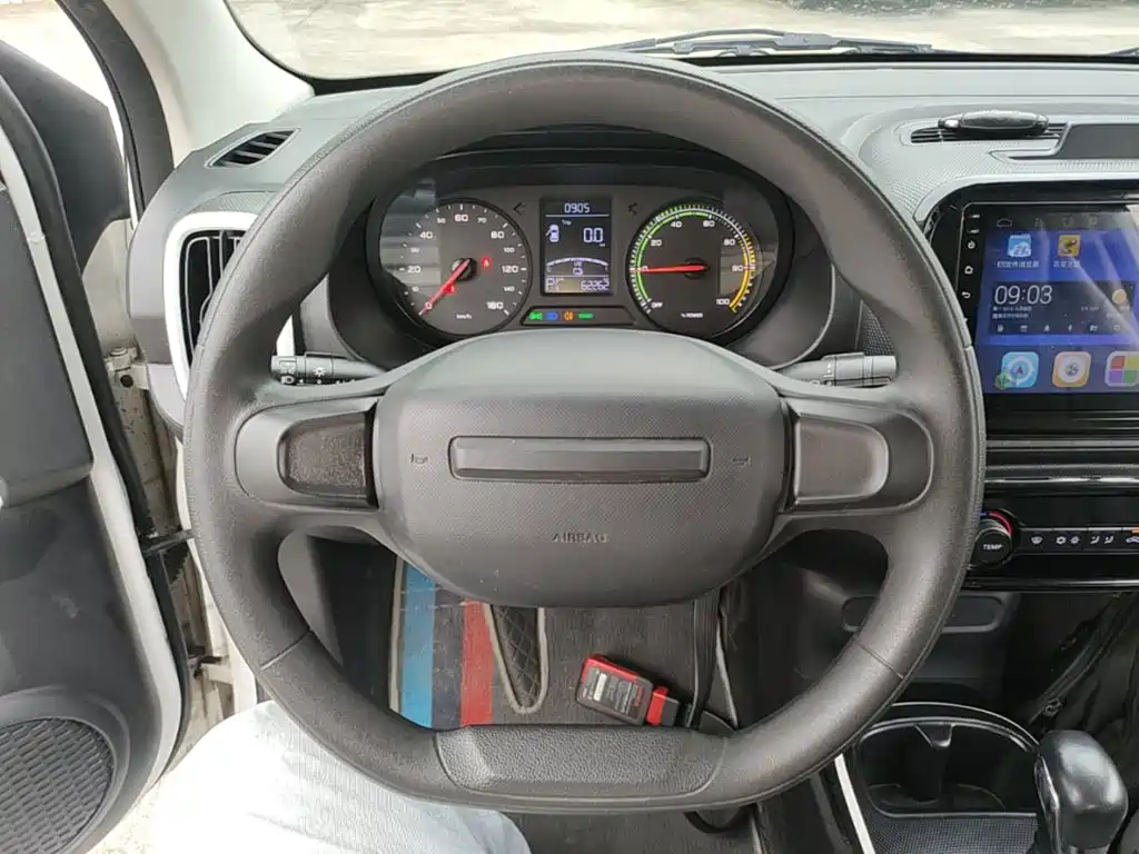 Roewe Clever — миниатюра 11