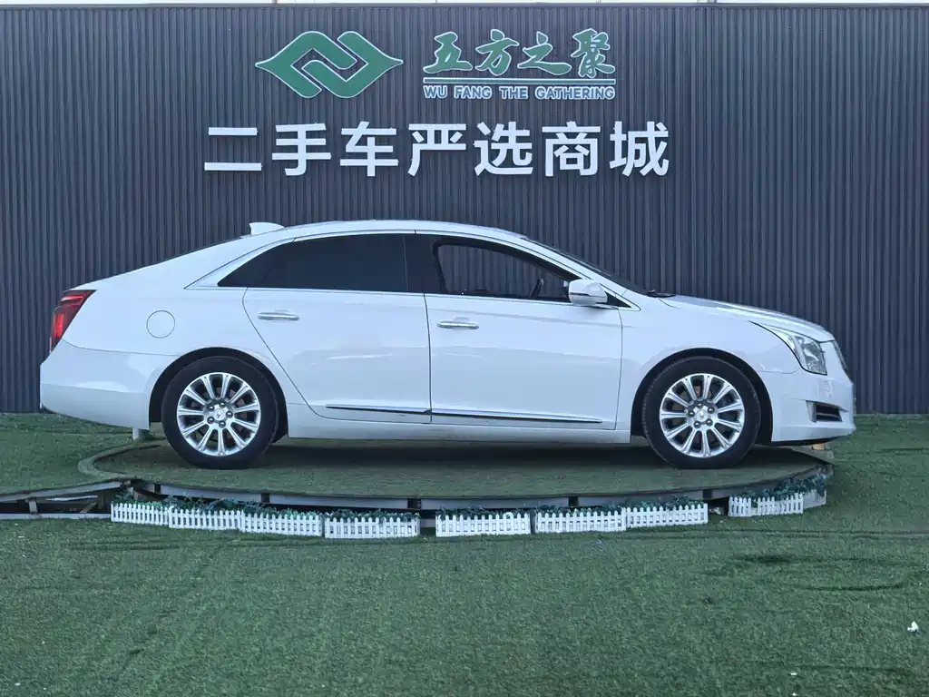 Cadillac XTS — миниатюра 4