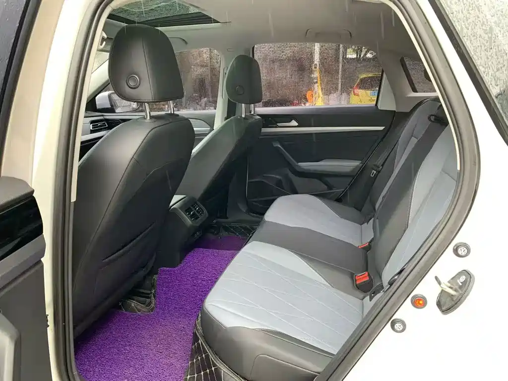 Volkswagen Lavida — миниатюра 6