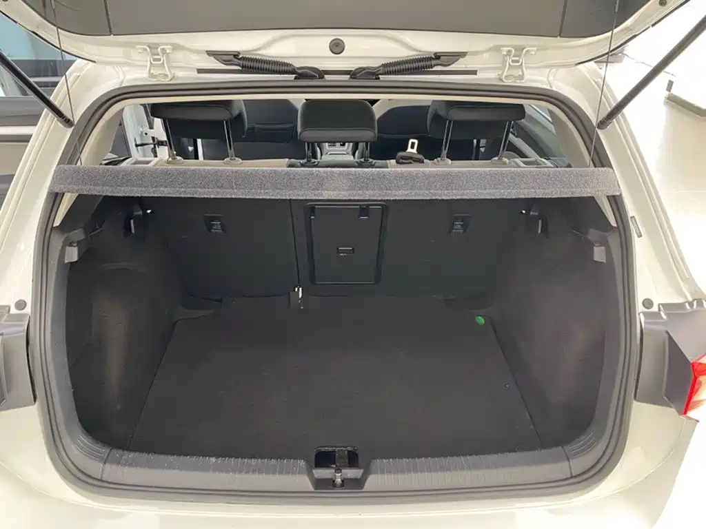 Volkswagen Golf — миниатюра 13