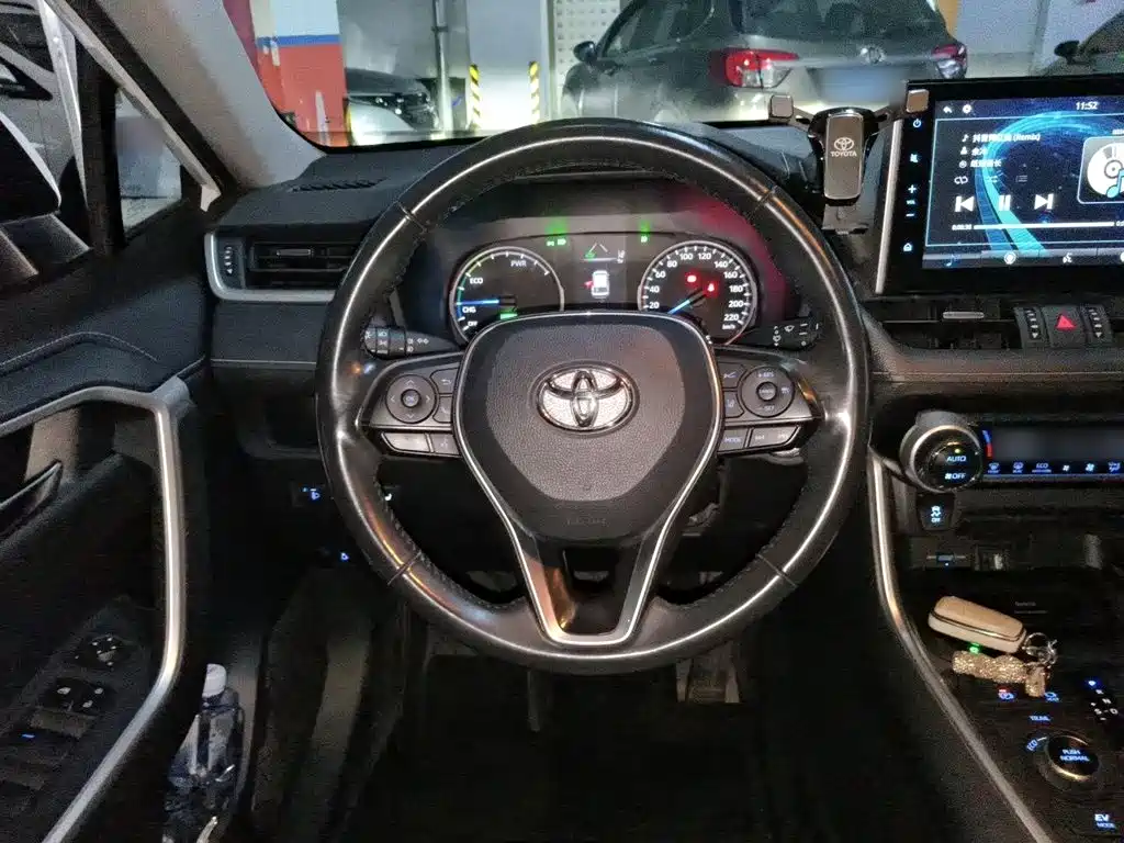 Toyota Wildlander — миниатюра 12