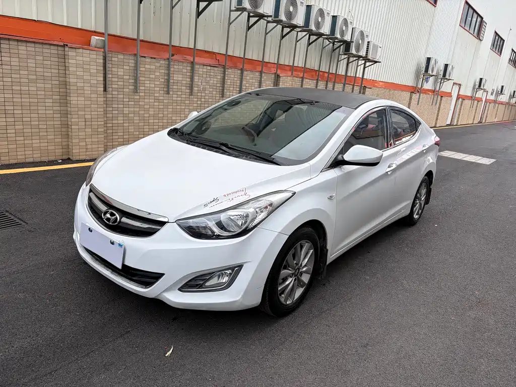 Hyundai Elantra Langdong 2015