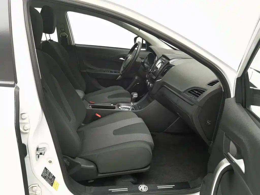 MG MG5 — миниатюра 23